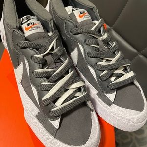Nike x Sacai Blazer Low Iron Grey/ white NWT